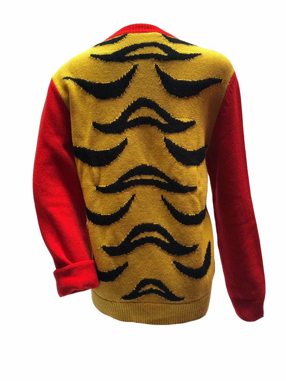 Red, yellow and black wool sweater from Gucci. 
Embroidered Snoopy on the front. 
Embroidered animal motif on the back. Round neck. 
Elasticated collar, hem and cuffs.
Current collection. 
Excellent Condition, 0 signs of wear. 
SIZE L 