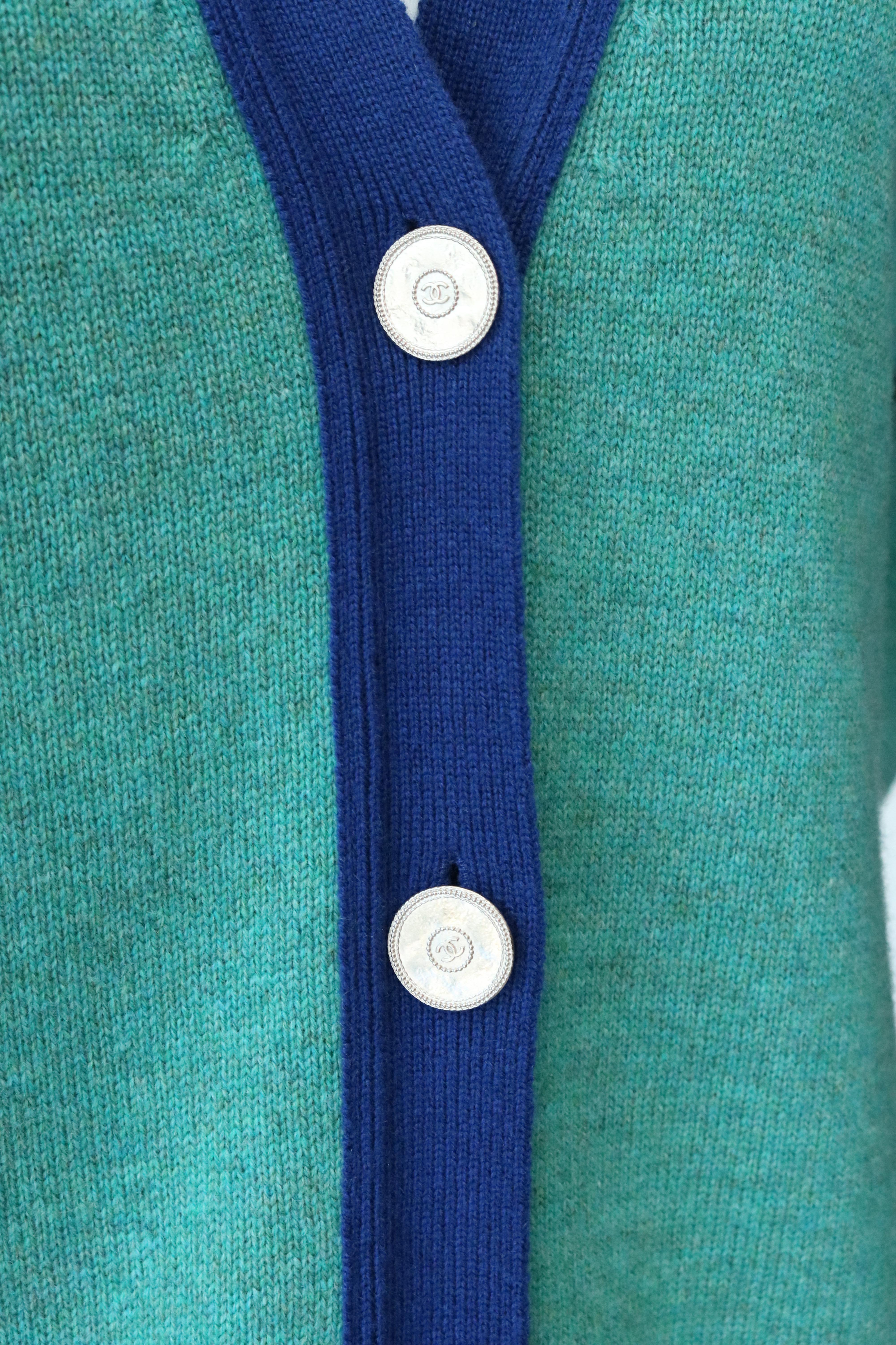 Chanel Cardigan  In Excellent Condition In Thousand Oaks, CA