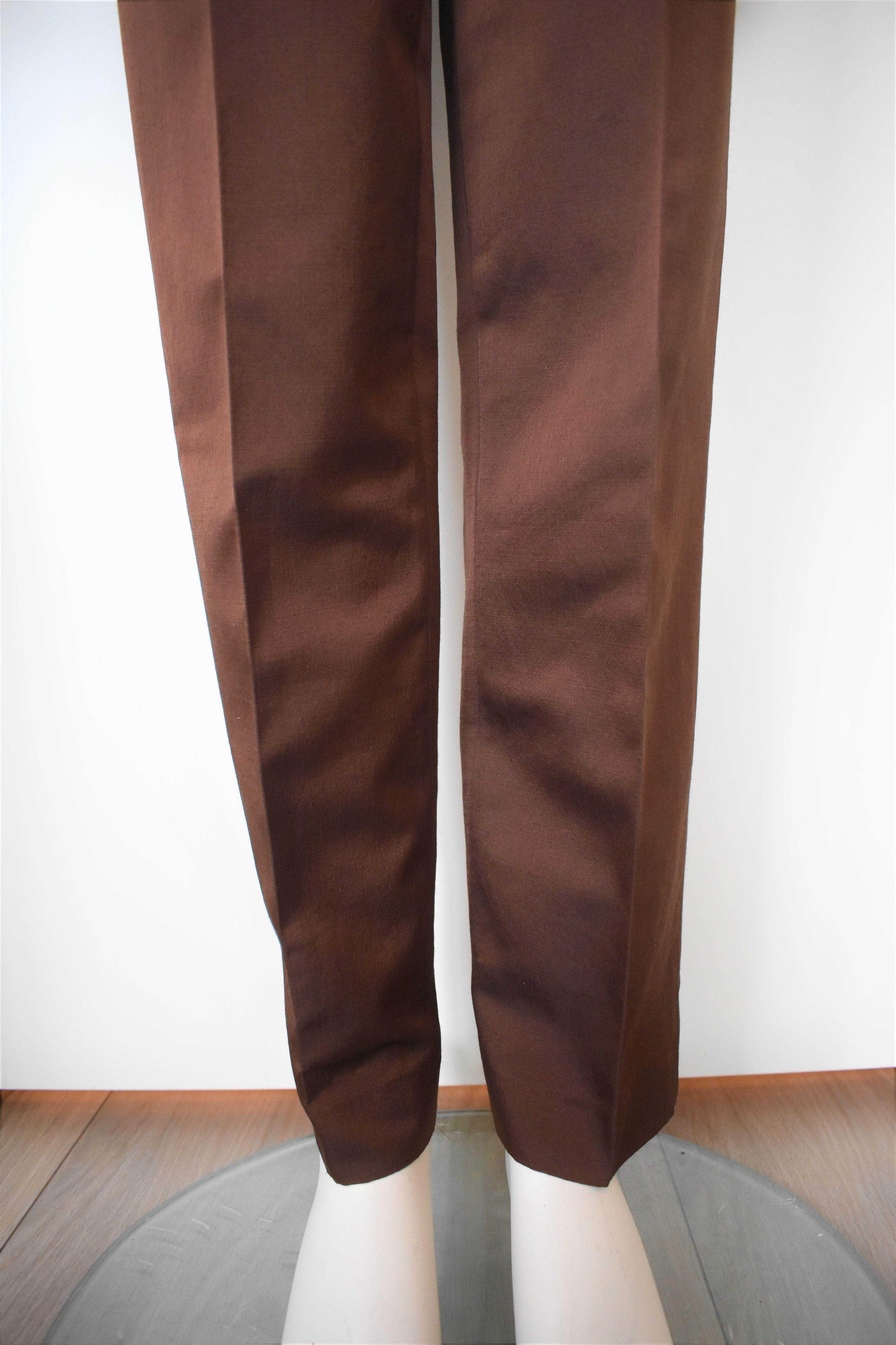 Alberta Ferretti Silk / Wool Blend Pants Like New In Good Condition For Sale In Amsterdam, NL