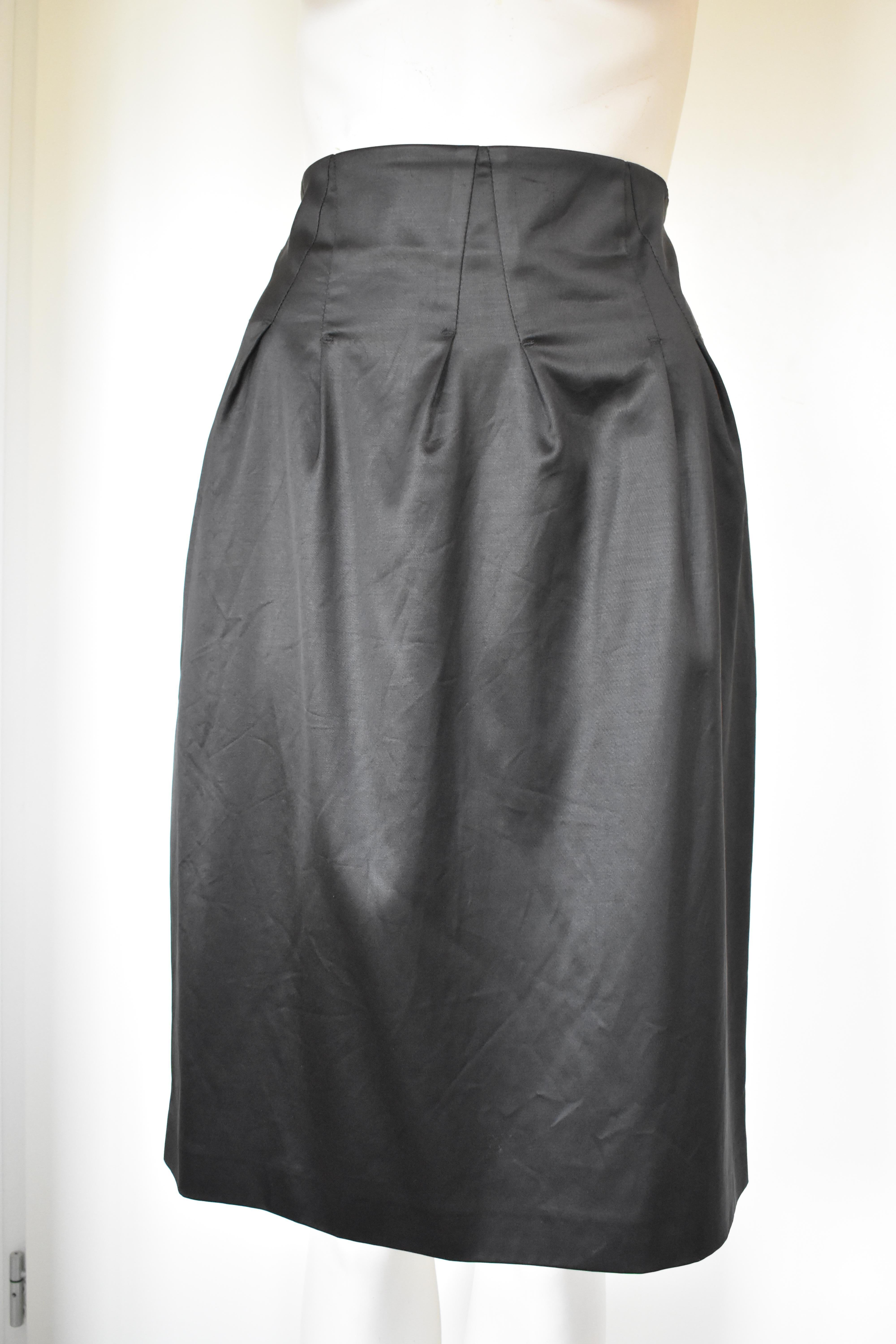 Before shipping, the skirt will be sent to a specialist for a complementary dry cleaning, so it will be perfect and ready to wear upon arrival.