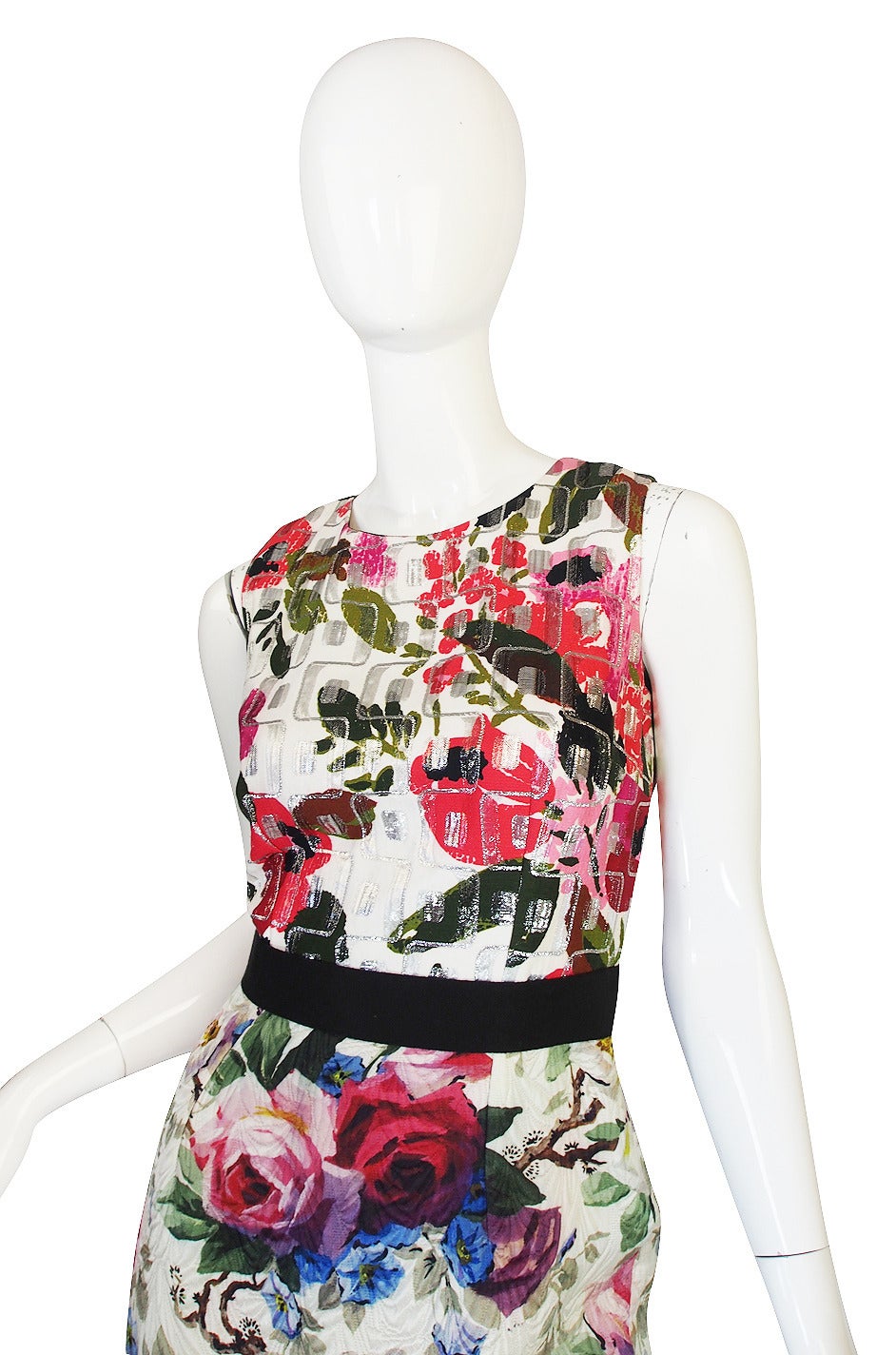Women's Recent Dolce & Gabbana Fitted Floral & Metallic Dress For Sale