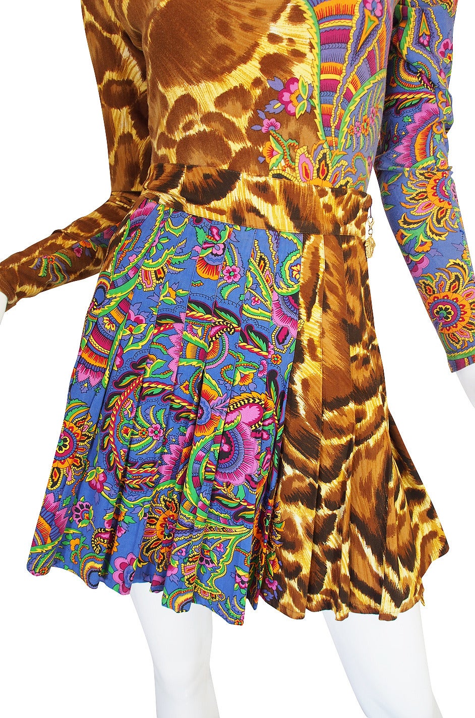 1990s Versace Jeans Couture Leopard Body Suit & Skirt For Sale 3