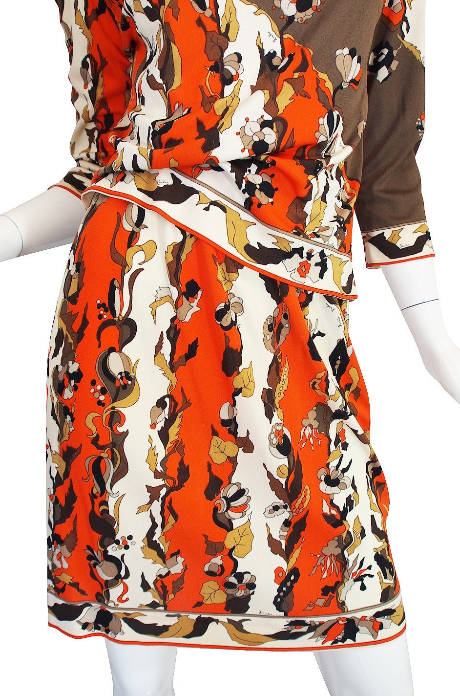 1960s Coral Print Silk Jersey Pucci Skirt & Top Set For Sale 3