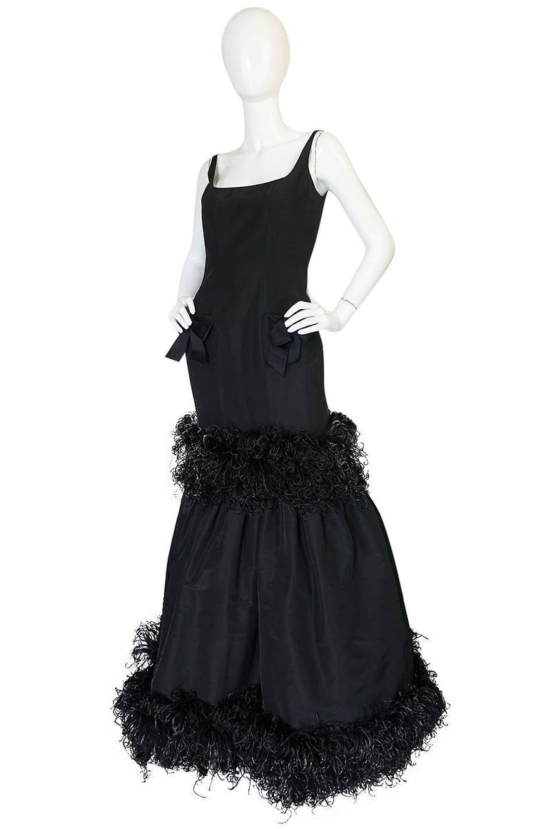 F/W 2004 Oscar de la Renta Silk and Ostrich Feather Trim Gown For Sale ...