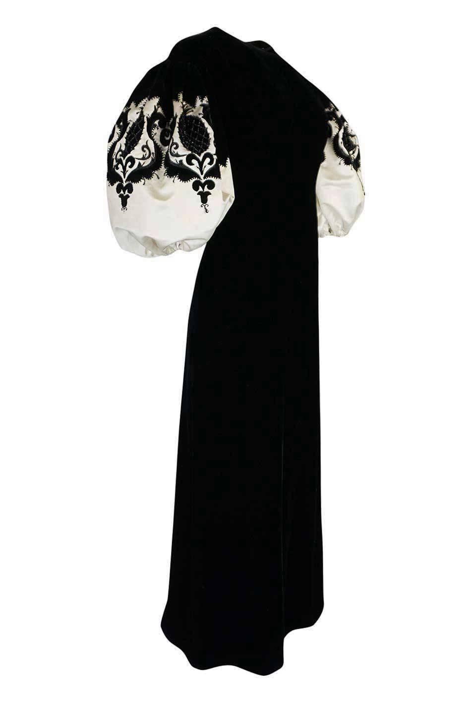 Black 1960s Pierre Balmain Haute Couture Lesage Beaded Velvet Dress