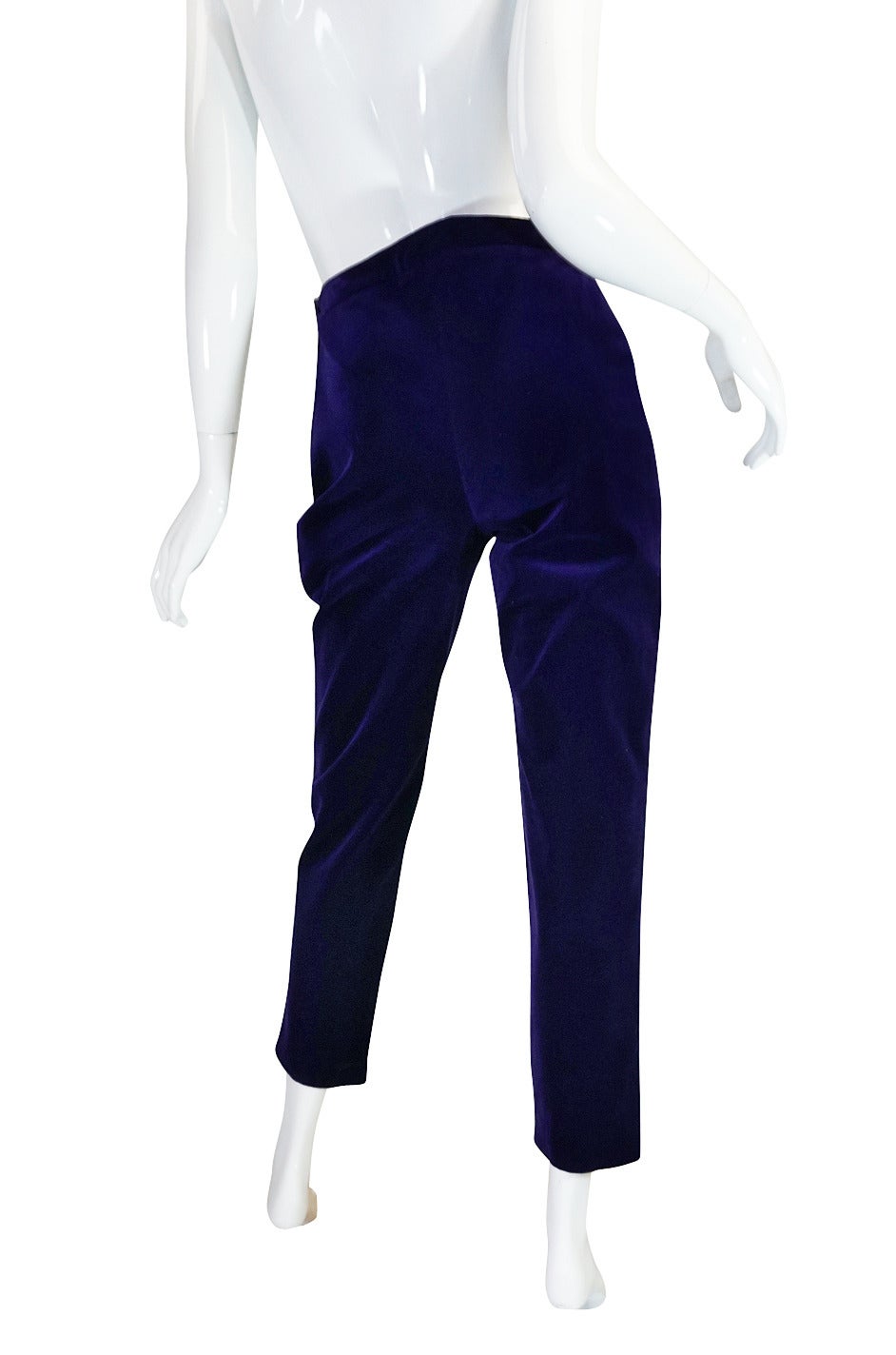 Rare 1980s Purple Velvet Chanel Cigarette Pants In Excellent Condition For Sale In Rockwood, ON