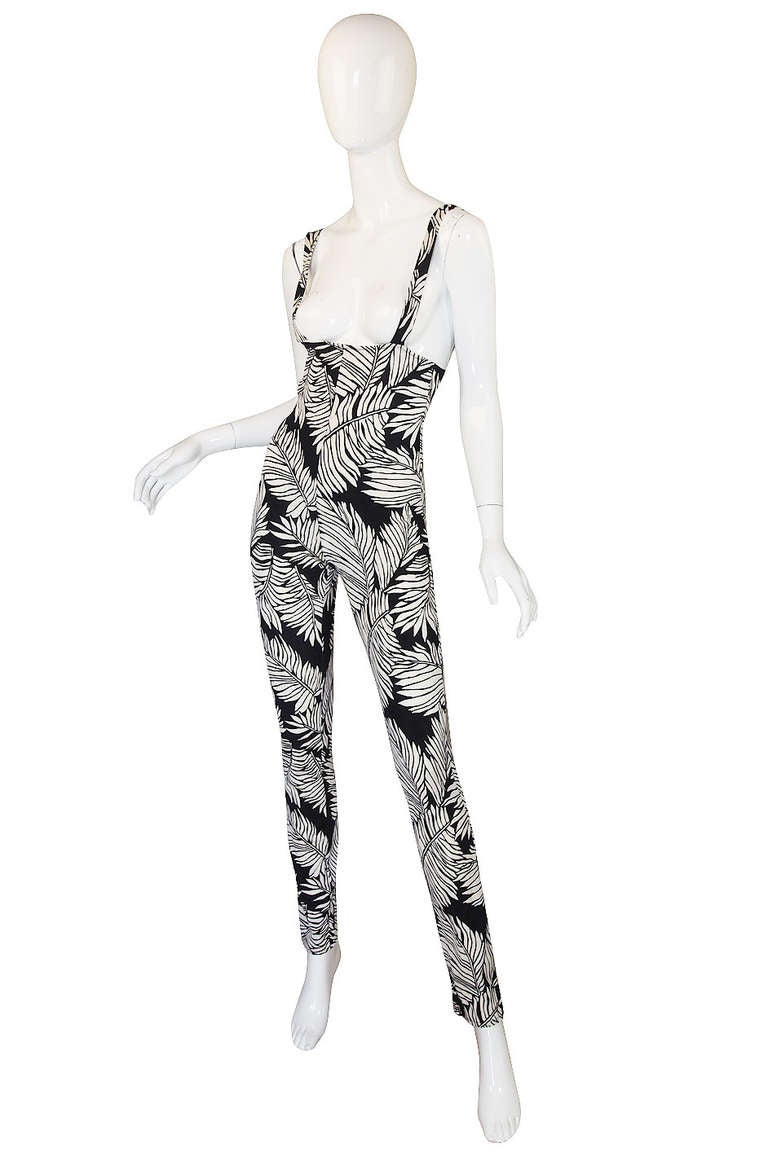 1980s Norma Kamali Onesie Jumpsuit Bodysuit In Excellent Condition For Sale In Rockwood, ON