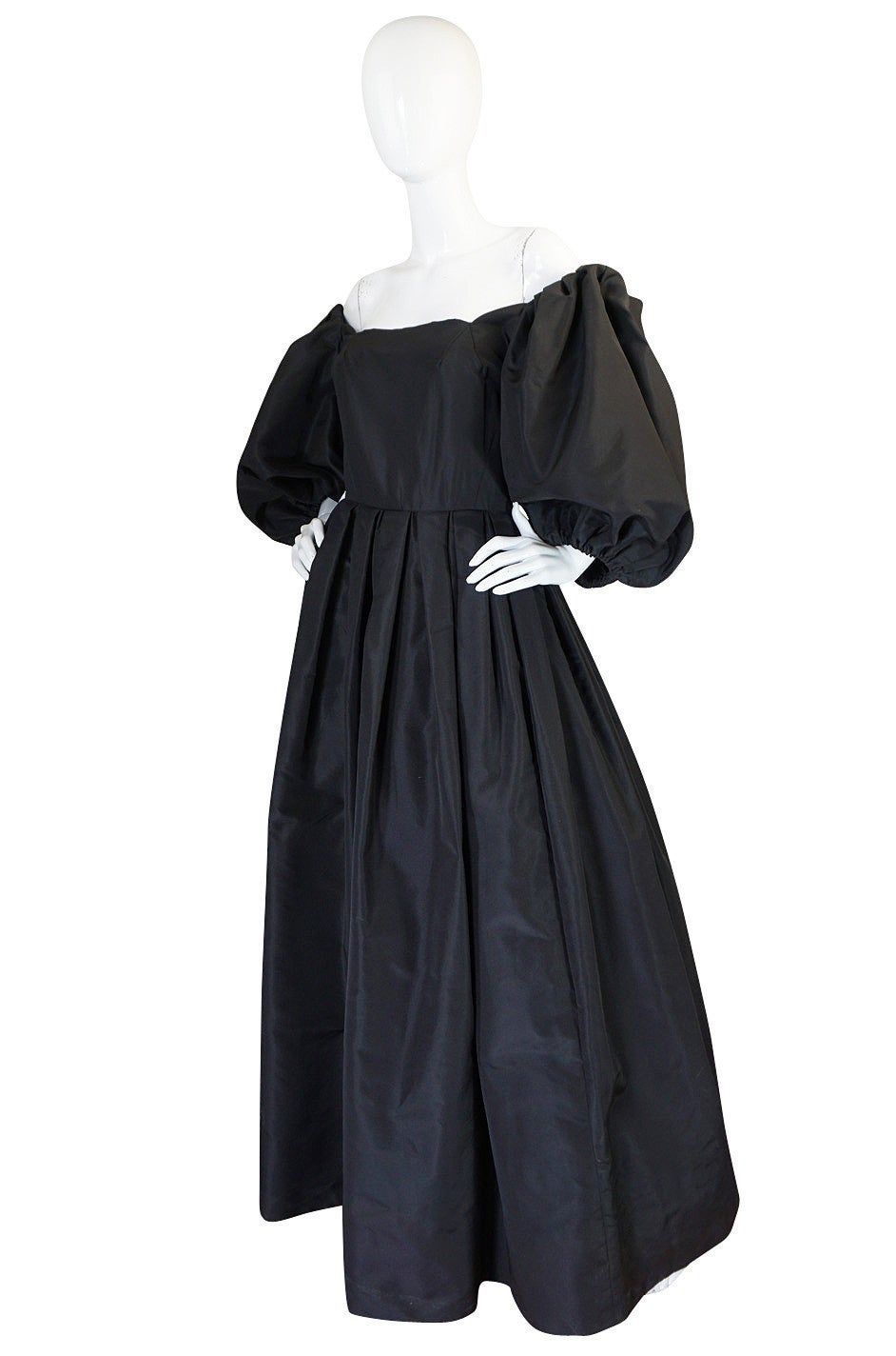 Women's 1960s Dramatic Black Silk Taffeta Pauline Trigere Gown