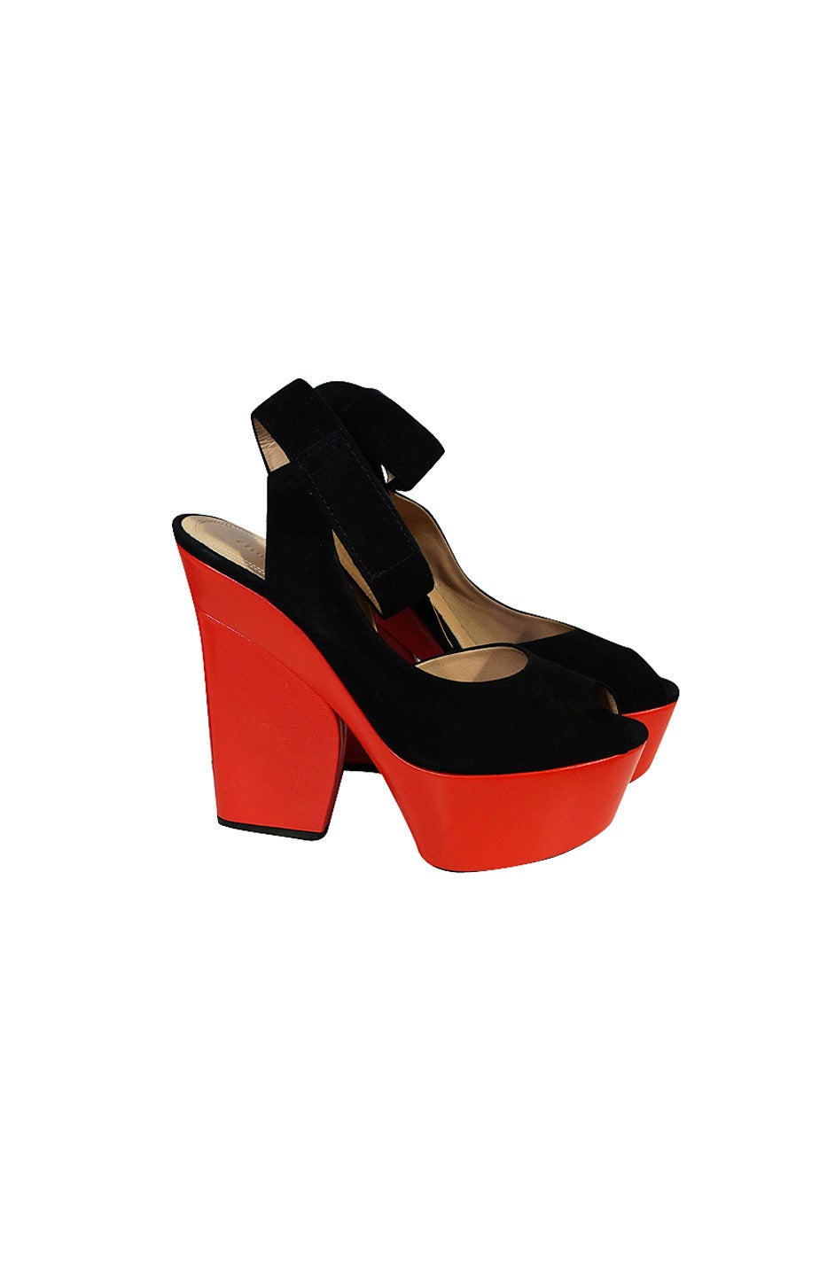 The ‘it’ shoe just last year, these gorgeous black and red color block ankle wrap platform pumps are still one of the best shoes ever made and cult classic. They were featured in the ad campaign that year and were sold out worldwide when they were