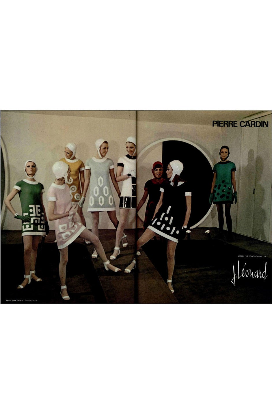 1969 Documented Pierre Cardin Runway & Ad Campaign Dress 3