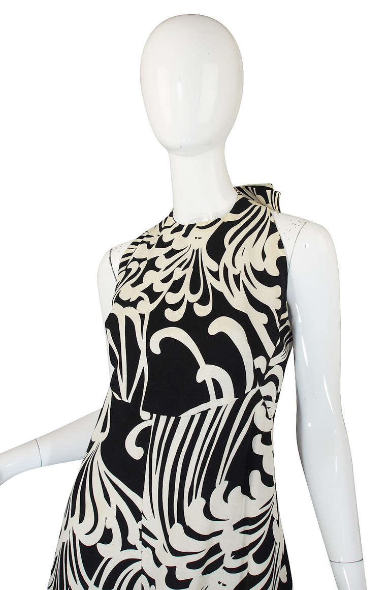 1970s Graphic Geoffrey Beene Silk Backless Dress For Sale 1