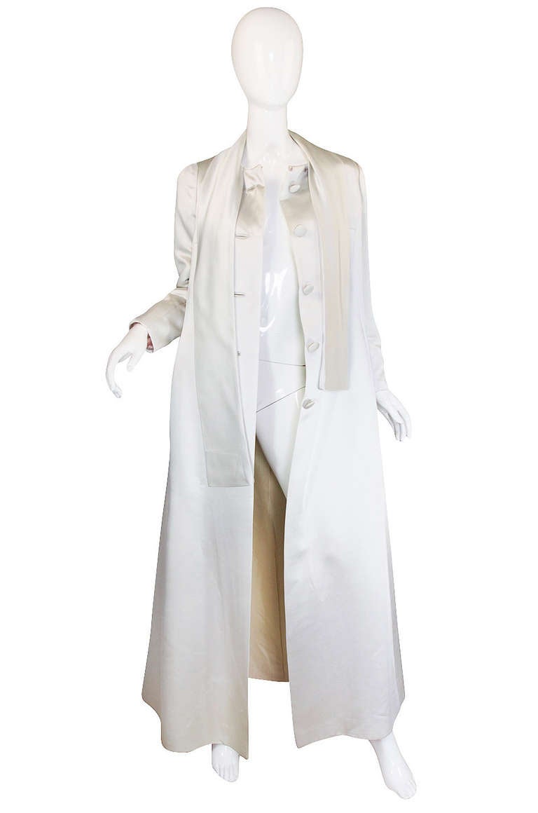 Women's 1960s Phenomenal Roger Feres Silk Opera Coat