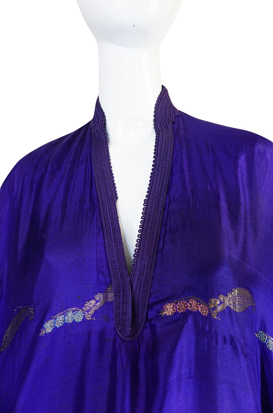 1960s Sleeved Purple Silk & Gold Thread Caftan 2