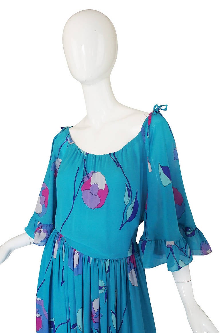 Women's 1970s Pretty Turqoise Pucci Silk Chiffon Dress For Sale