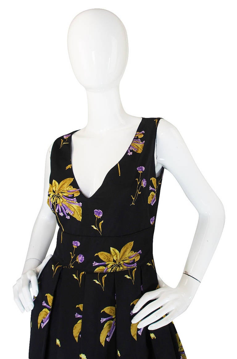 Resort 2008 Prada Silk Runway/Campaign Dress In Excellent Condition In Rockwood, ON