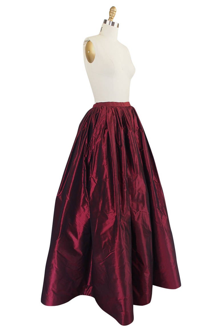 1980s Oscar De La Renta Silk Ball Gown Skirt In Excellent Condition In Rockwood, ON