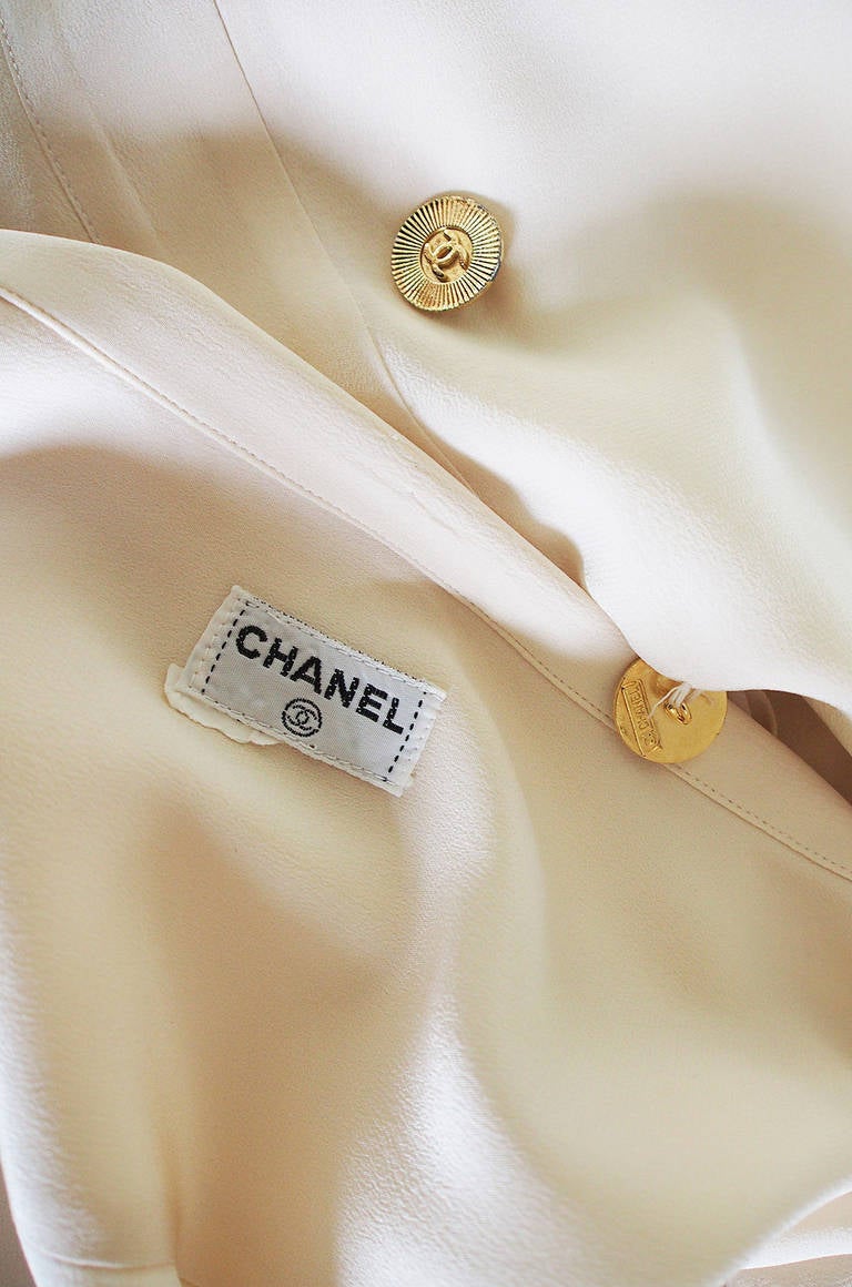 1980s Classic Chanel Silk Drop Button Top For Sale 1