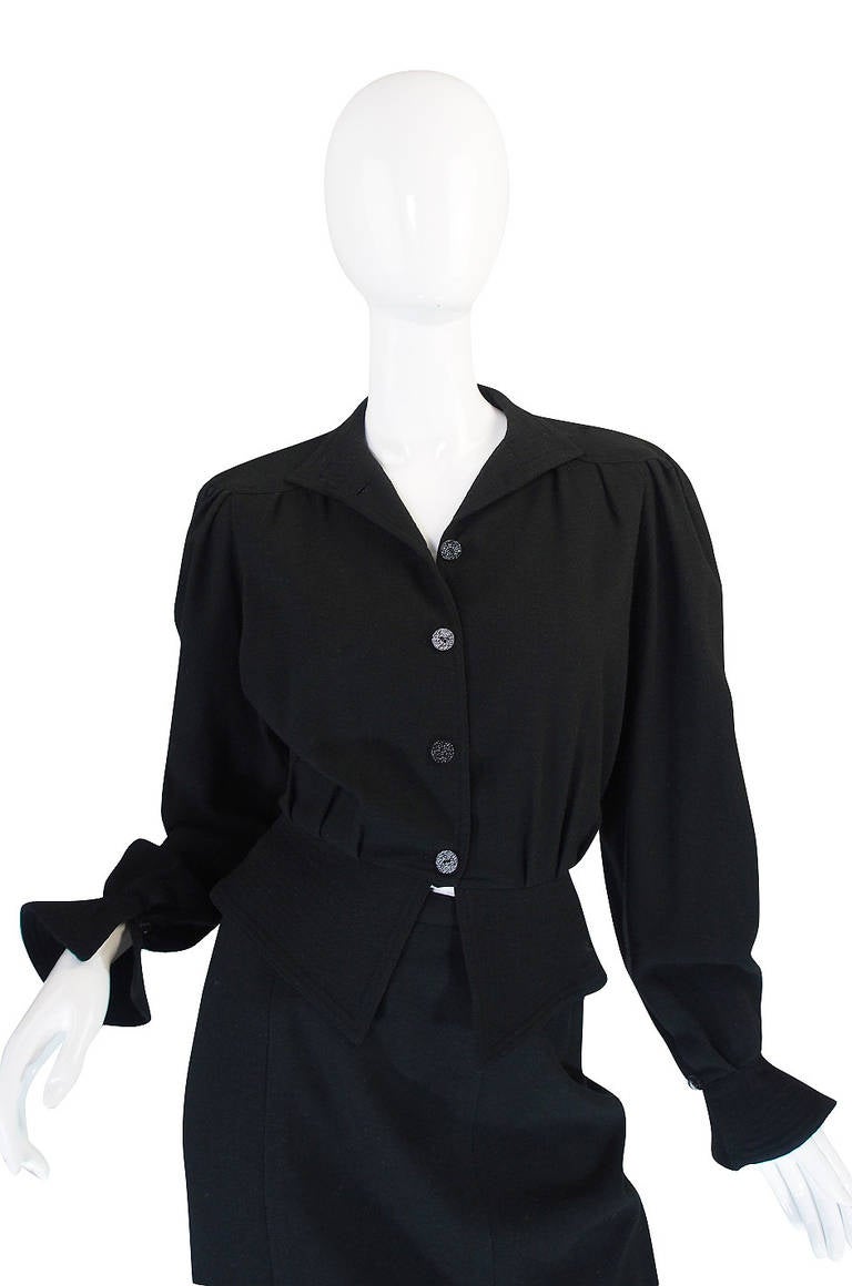 1970s Black Crepe Jean Muir Peplum Suit In Excellent Condition For Sale In Rockwood, ON