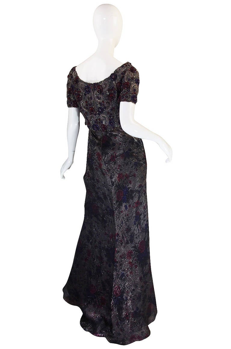 This is a very rare and beautiful Bellville Sassoon gown that really shows why women like Jackie Kennedy, Audrey Hepburn and Elizabeth Taylor chose this label for special events. The label also designed for Princess Diana. There was even an exhibit