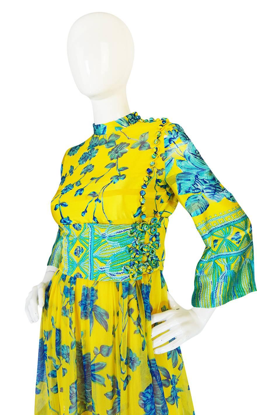 Women's 1960s Frog Knot Oscar de la Renta Silk Kimono Dress