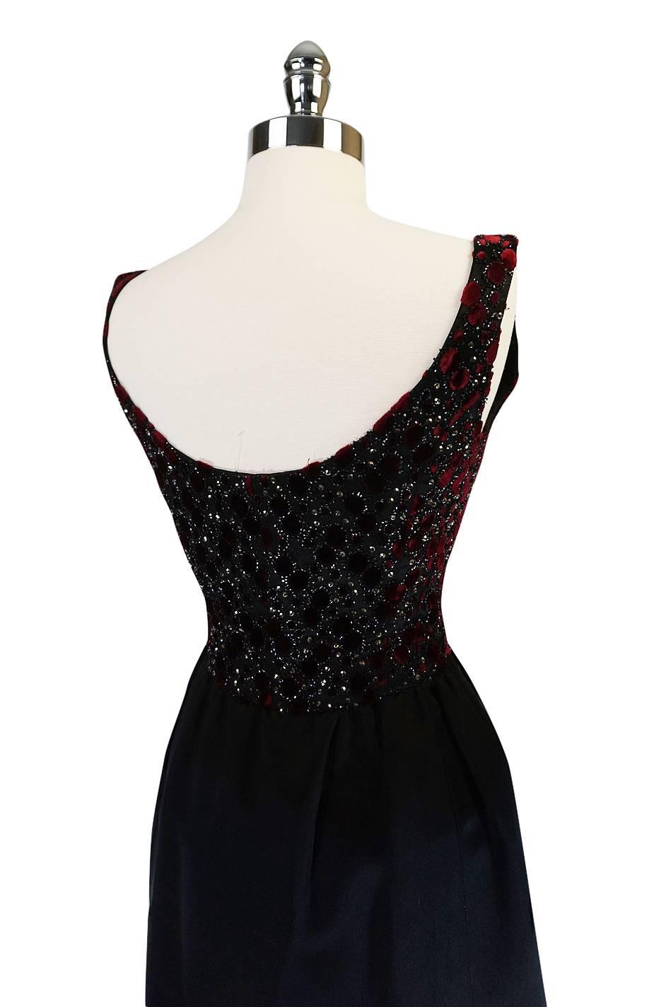 c1962 Lesage Embellished Haute Couture Givenchy Dress In Good Condition In Rockwood, ON