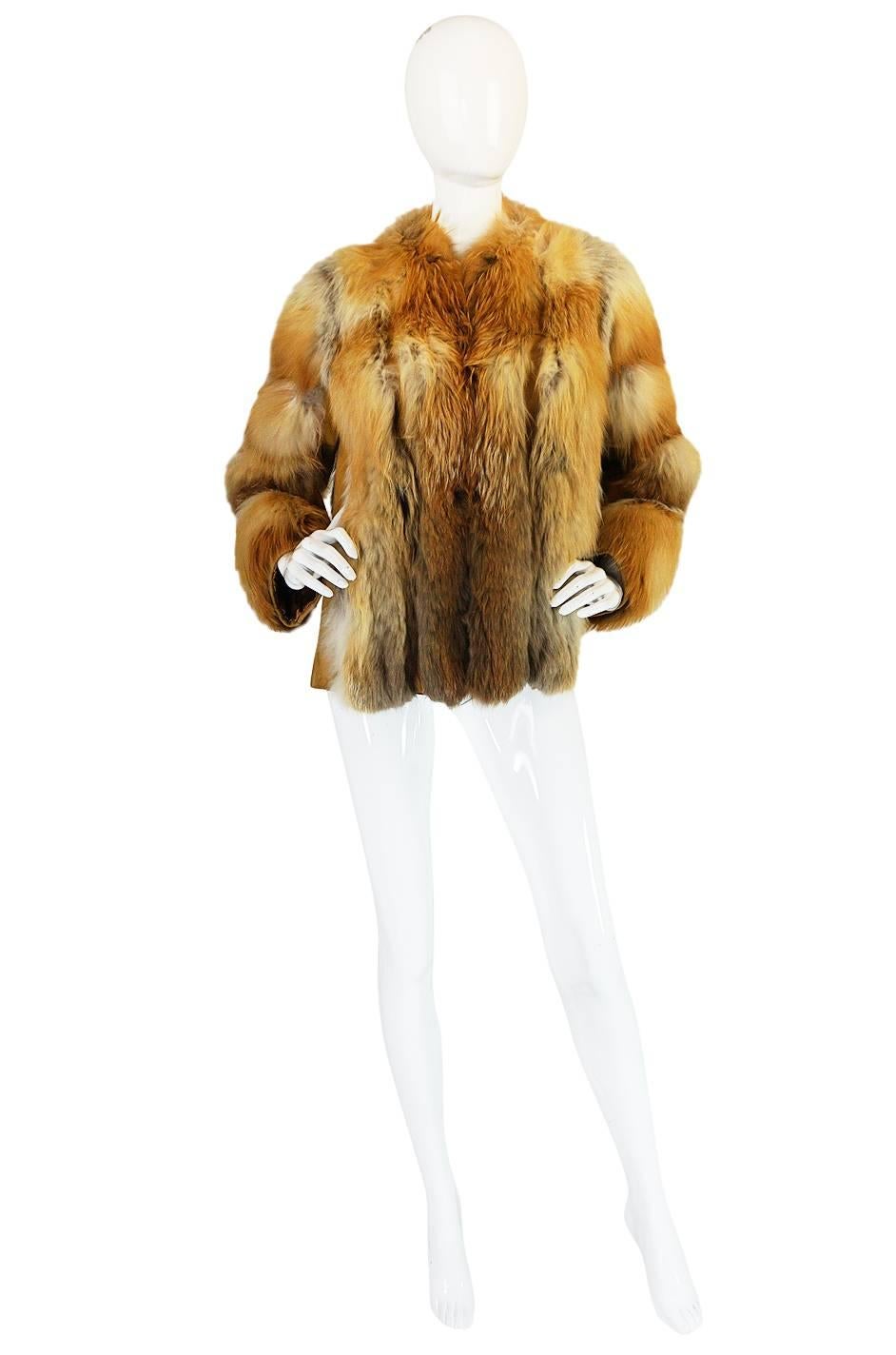 

This is the vintage fur everyone looks for - that simple box cut to the hip red fox that every 