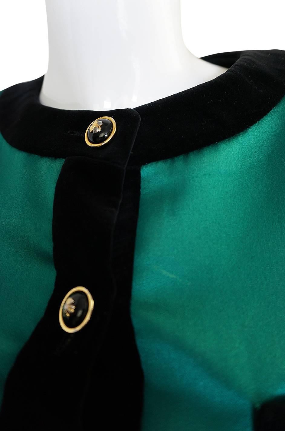 1980s Chanel Emerald Green Silk Satin Front Black Jacket 2