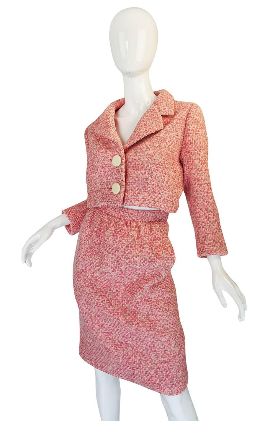 c1963-65 Norman Norell Pink Boucle Cropped Jacket Suit In Excellent Condition In Rockwood, ON