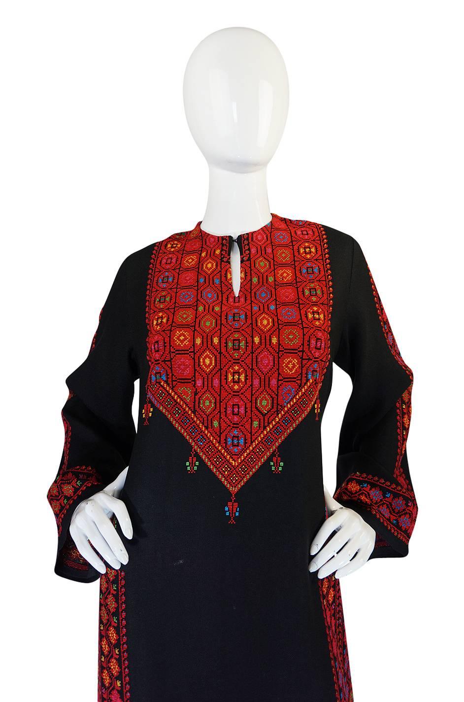 Women's 1960s Bright Rudy Thread Hand Embroidered Black Caftan