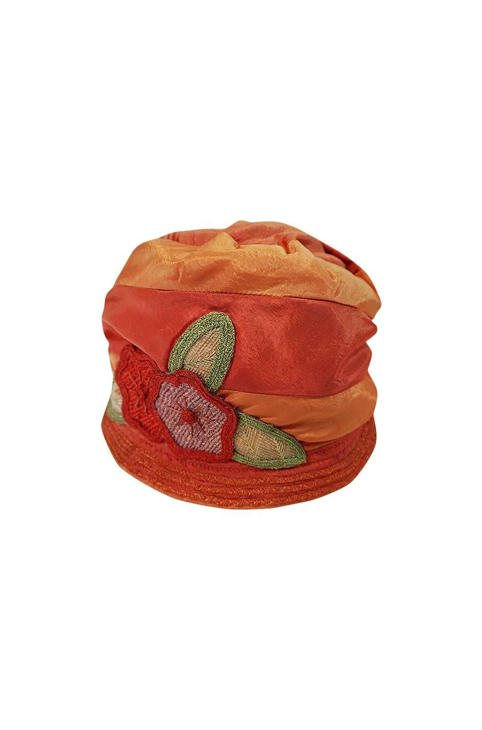 Women's or Men's 1920s Peach & Coral Silk Floral Applique Flapper Cloche Hat