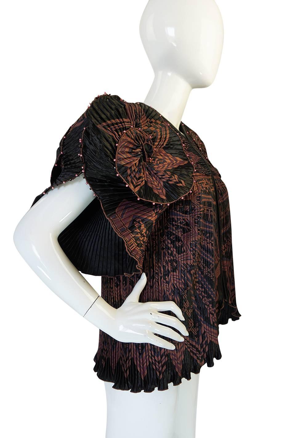 Iconic 1970s Zandra Rhodes Hand Painted Pleated Jacket In Excellent Condition In Rockwood, ON