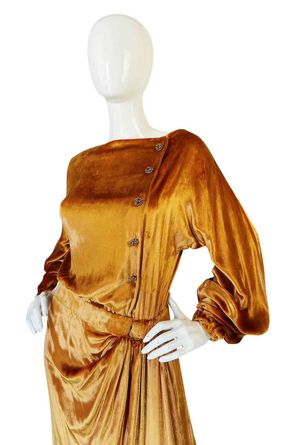 Women's 1930s Jean Patou Couture Golden Silk Velvet Wrap Gown
