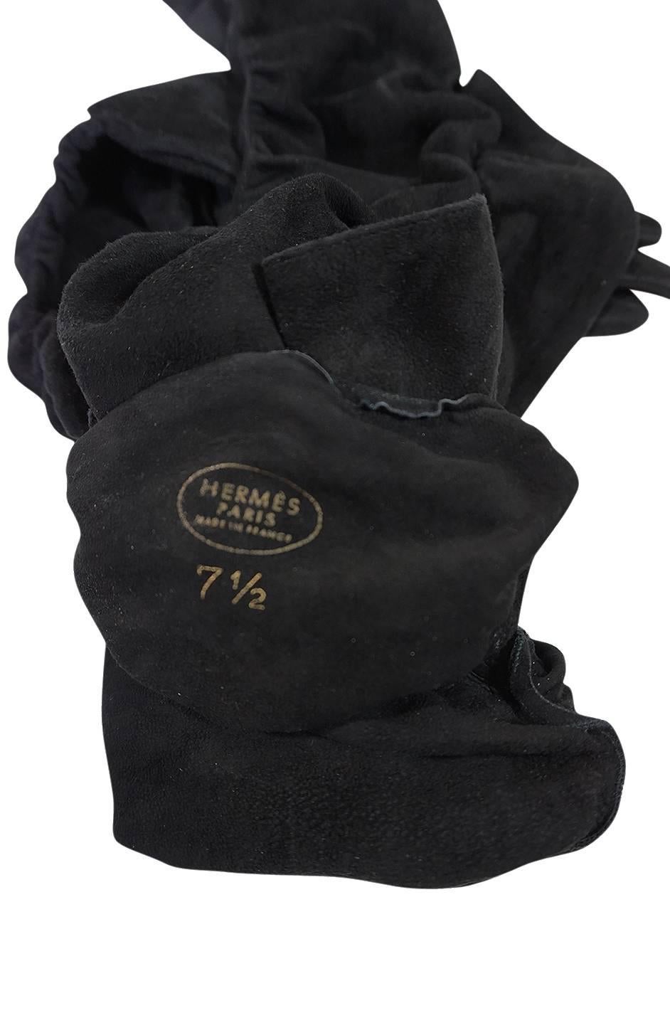 Vintage Hermes Black Suede Opera Gloves with Ruffle In Excellent Condition In Rockwood, ON