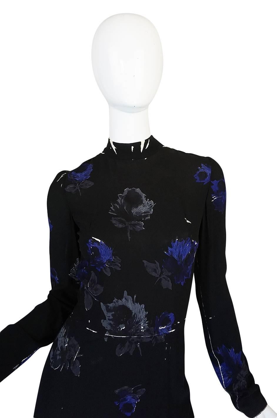 F/W 2005 Look #43 Runway Floral Silk Prada Dress In Excellent Condition In Rockwood, ON