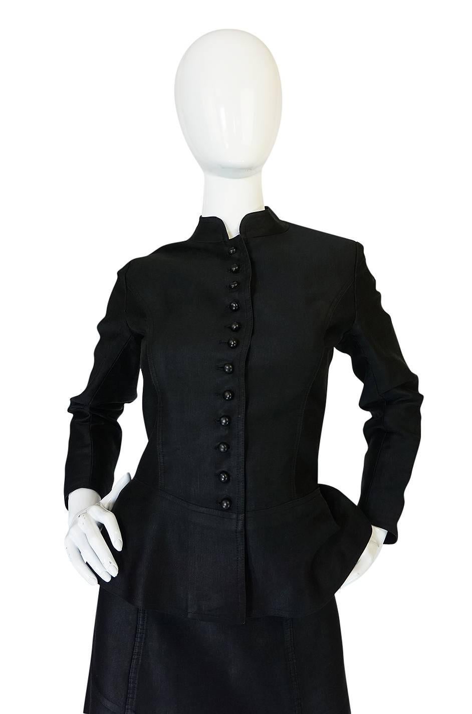 s/s 1970 Yves Saint Laurent Book & Vogue Documented Suit In Excellent Condition In Rockwood, ON