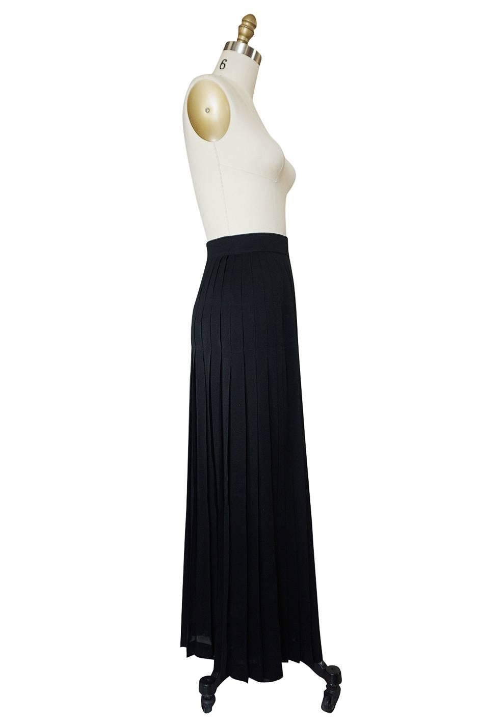 1980s Chanel Silk Crepe Pleated Full Length Maxi Skirt In Excellent Condition In Rockwood, ON