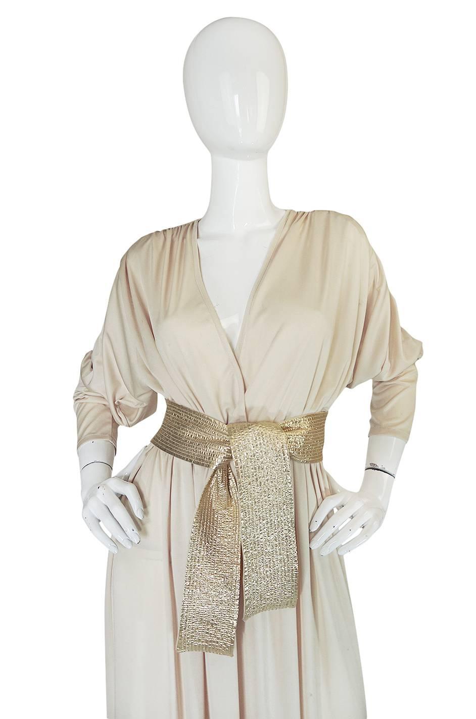 1970s Bill Tice Plunging Cream & Gold Jersey Dress In Excellent Condition In Rockwood, ON