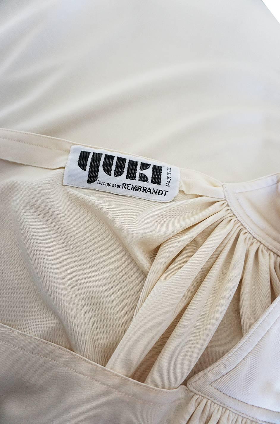 1970s Yuki One Shoulder Draped Cream Jersey Dress 2