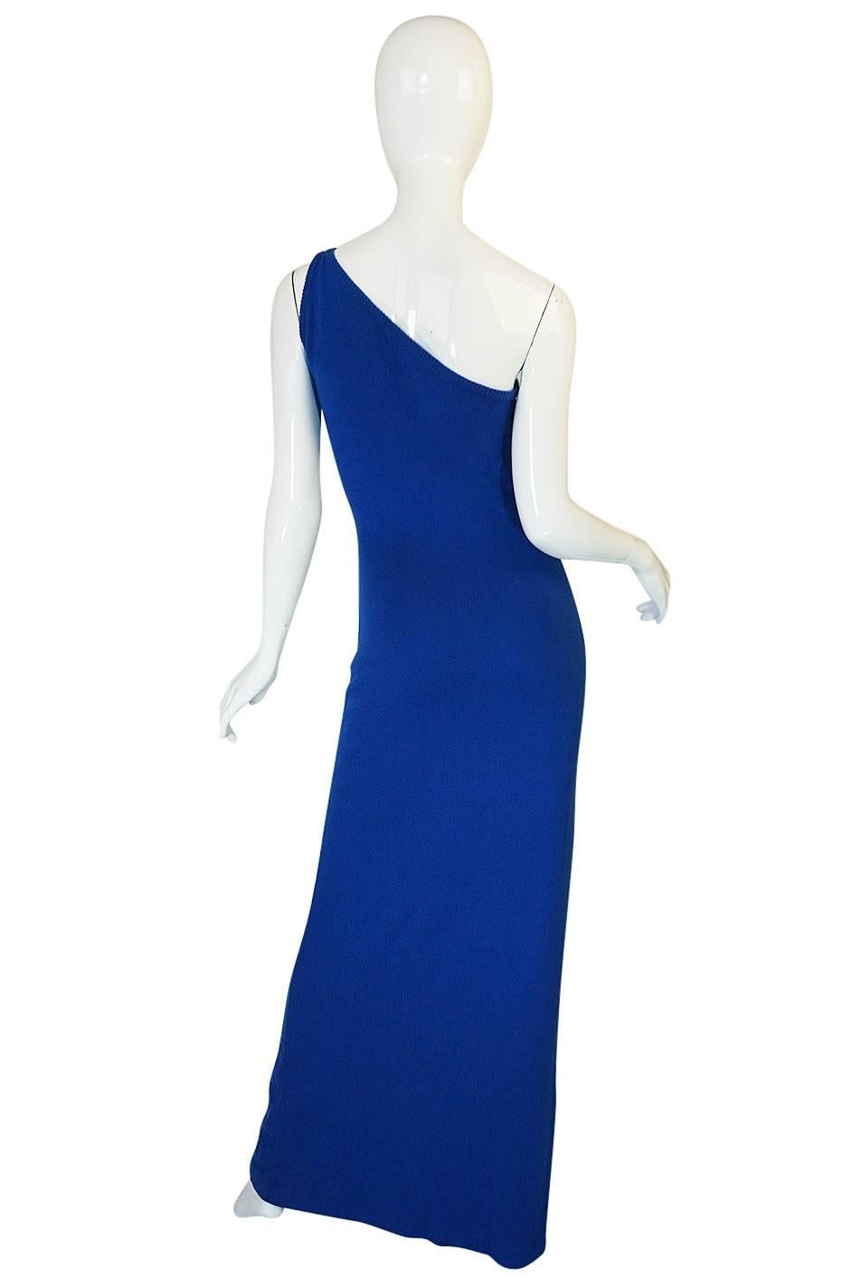Halston single-handedly transformed cashmere from a dowdy British staple to a fashion must-have. These long, slim dresses made of pure cashmere wool became a Halston staple and were designed for that chic modern woman to wear. The wearer was able to
