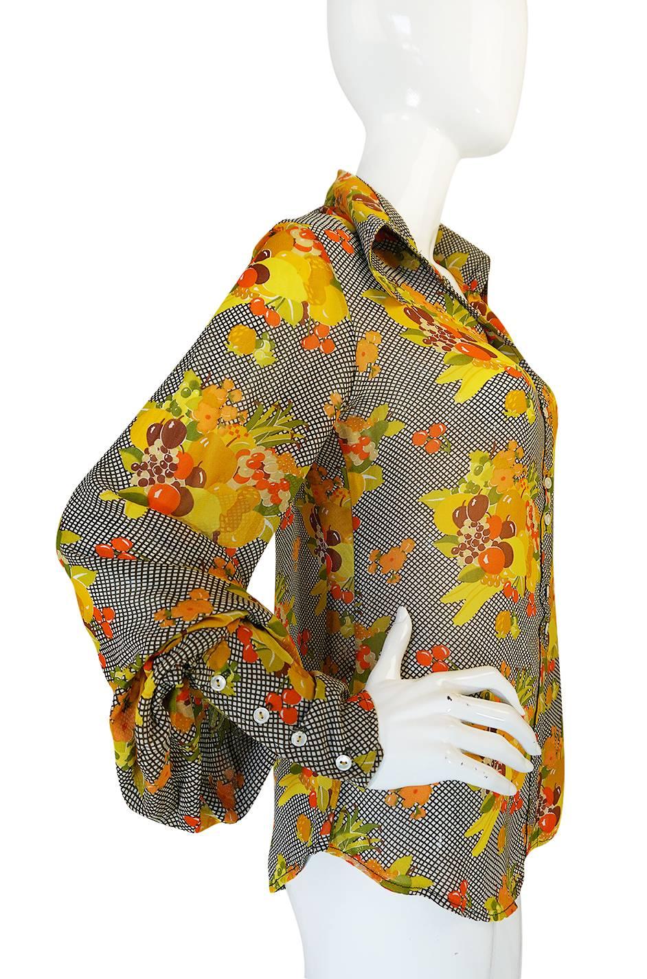 1970s Jeff Banks Lemon and Grape Print Silk Top In Excellent Condition In Rockwood, ON