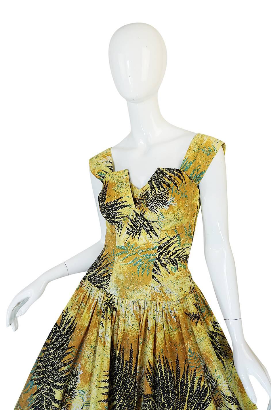 Beige 1950s Kamehameha Yellow Cotton Print Hawaiian Sun Dress