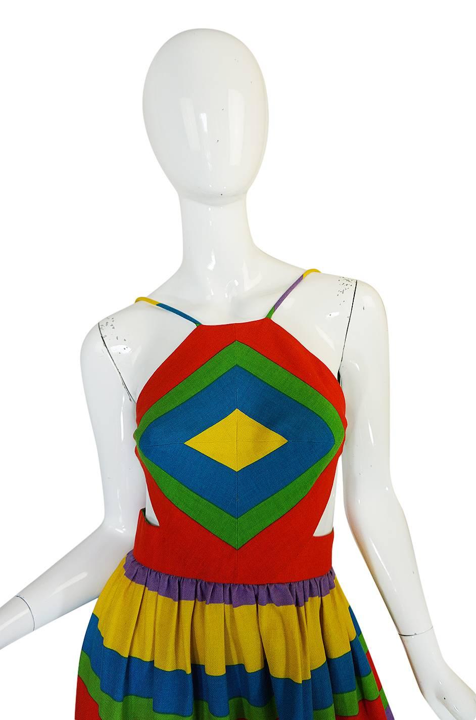 1970s Oscar de la Renta Backless Rainbow Striped Halter Dress In Excellent Condition In Rockwood, ON