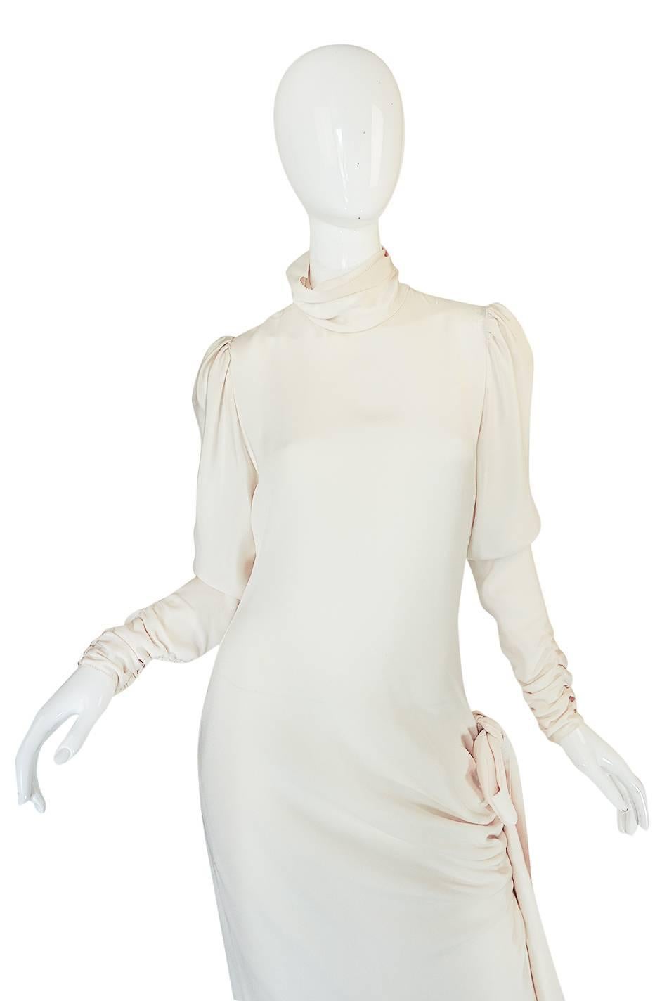 1980s Ivory Silk Dress with Couture Level Finishes In Excellent Condition In Rockwood, ON