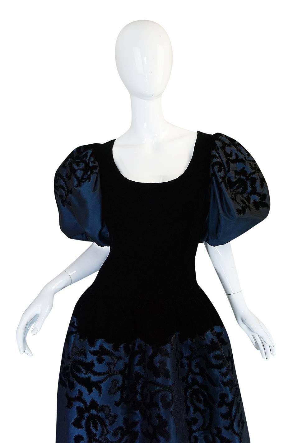 Black 1980s Oscar de la Renta Deep Blue Silk & Velvet Applique Dress