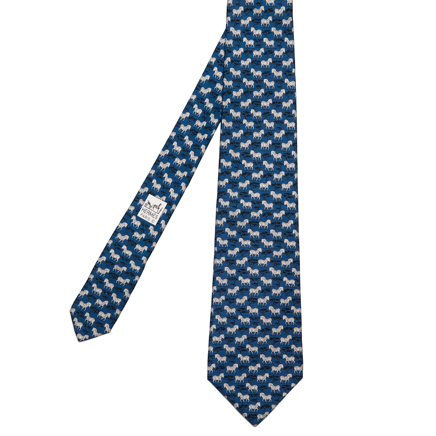 Delightful Vintage Hermes Silk Tie 'Zebra's' (Blau) im Angebot