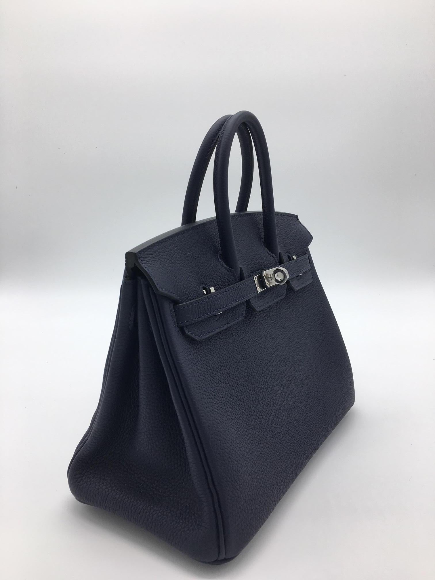 The 25cm Birkin is a hugely popular size and especially desirable in dark colours and if you want something that’s a little different from classic black, then Bleu Nuit is perfect!   It’s a beautiful bag and the perfect size for carrying everything