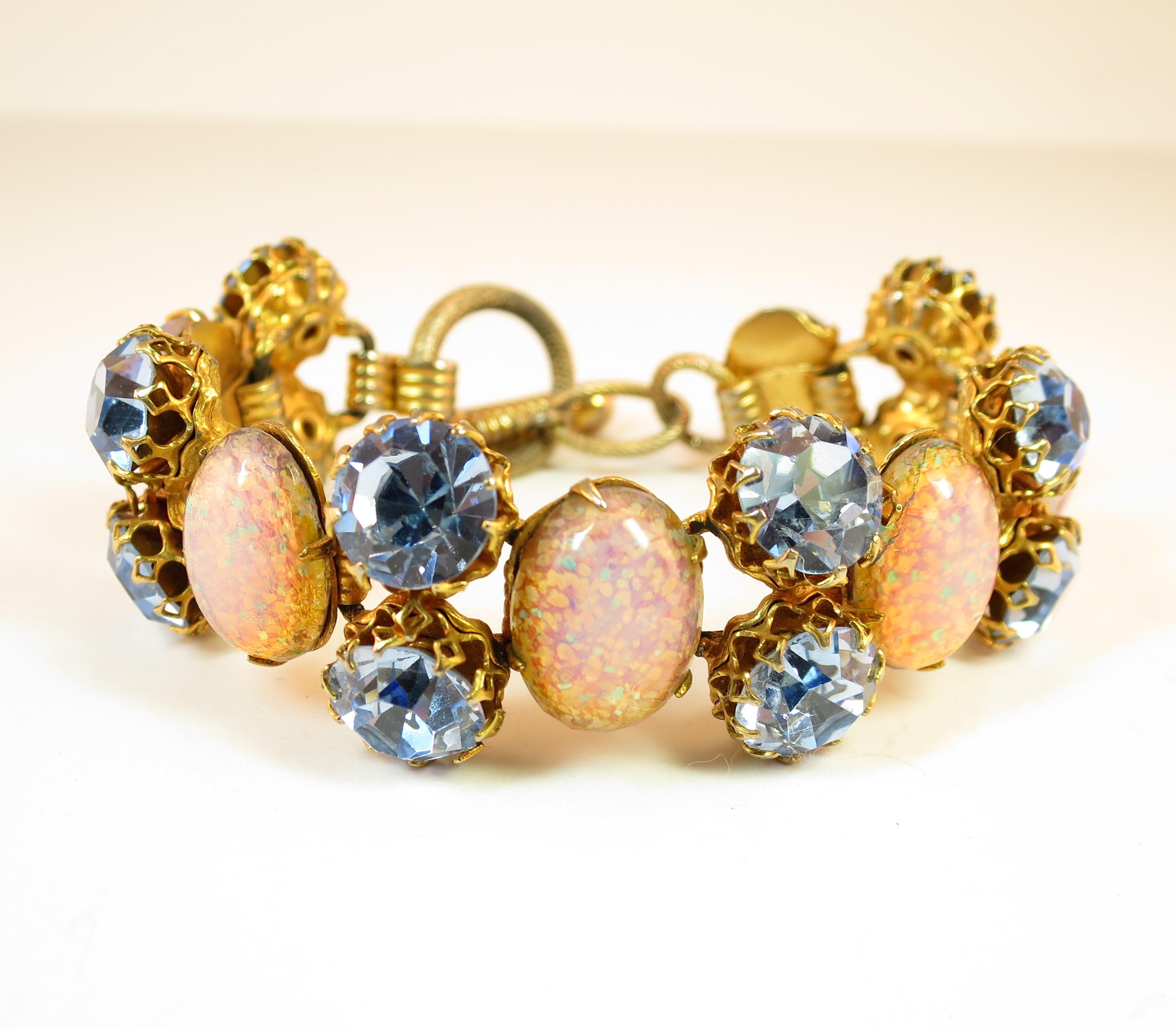 Schiaparelli Opal Art Glass Bracelet Suite 1950s For Sale 4