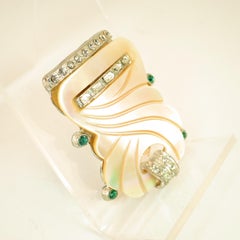 Art Deco Carved Gold Lip Mother-of-Pearl Clip Brooch 1930s