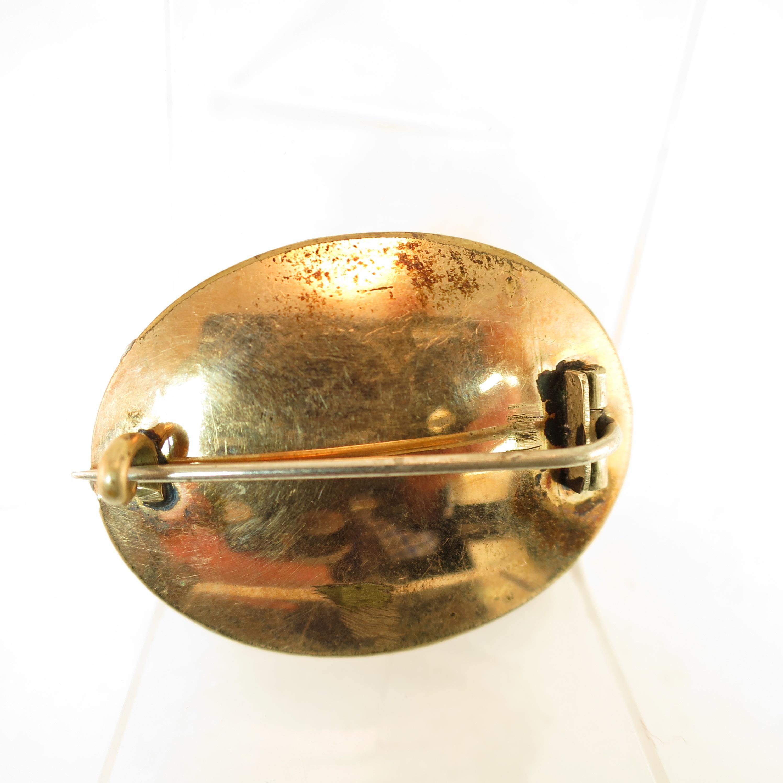 Victorian 10k Gold & Garnet Hollow-ware Brooch 1860s For Sale 5