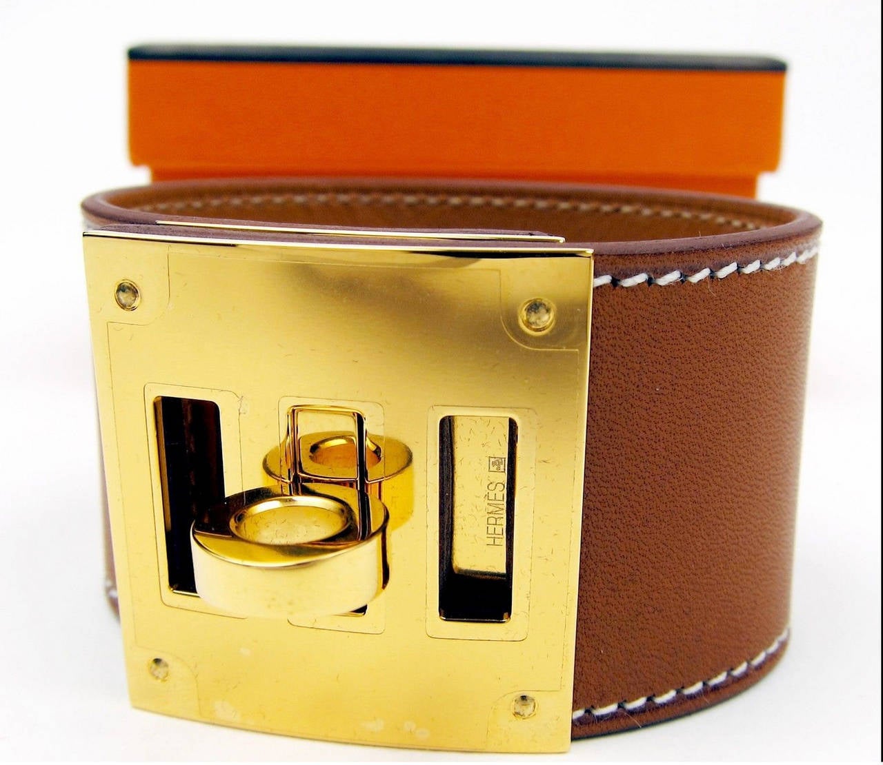 Hermes Fauve Barenia Kelly Dog Gold Hardware GHW Iconic

ICONIC HERMES LUXURY
FAUVE Barenia w/ Gold Hardware
Brand new in box.  Absolutely store fresh with plastic on hardware.  
Comes brand new with Hermes box and ribbon.  
Adjustable ladies'